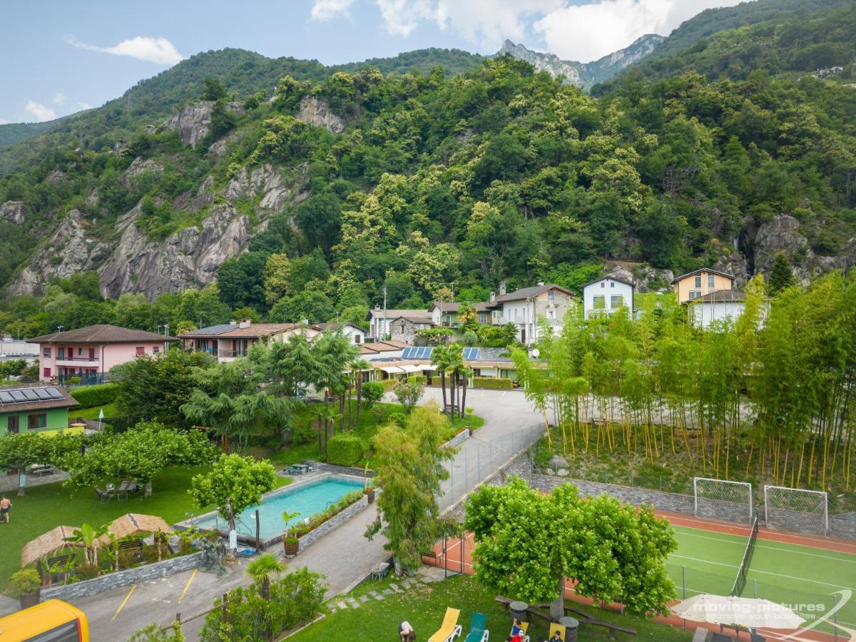 Bamboohouse Motel Riazzino 外观 照片