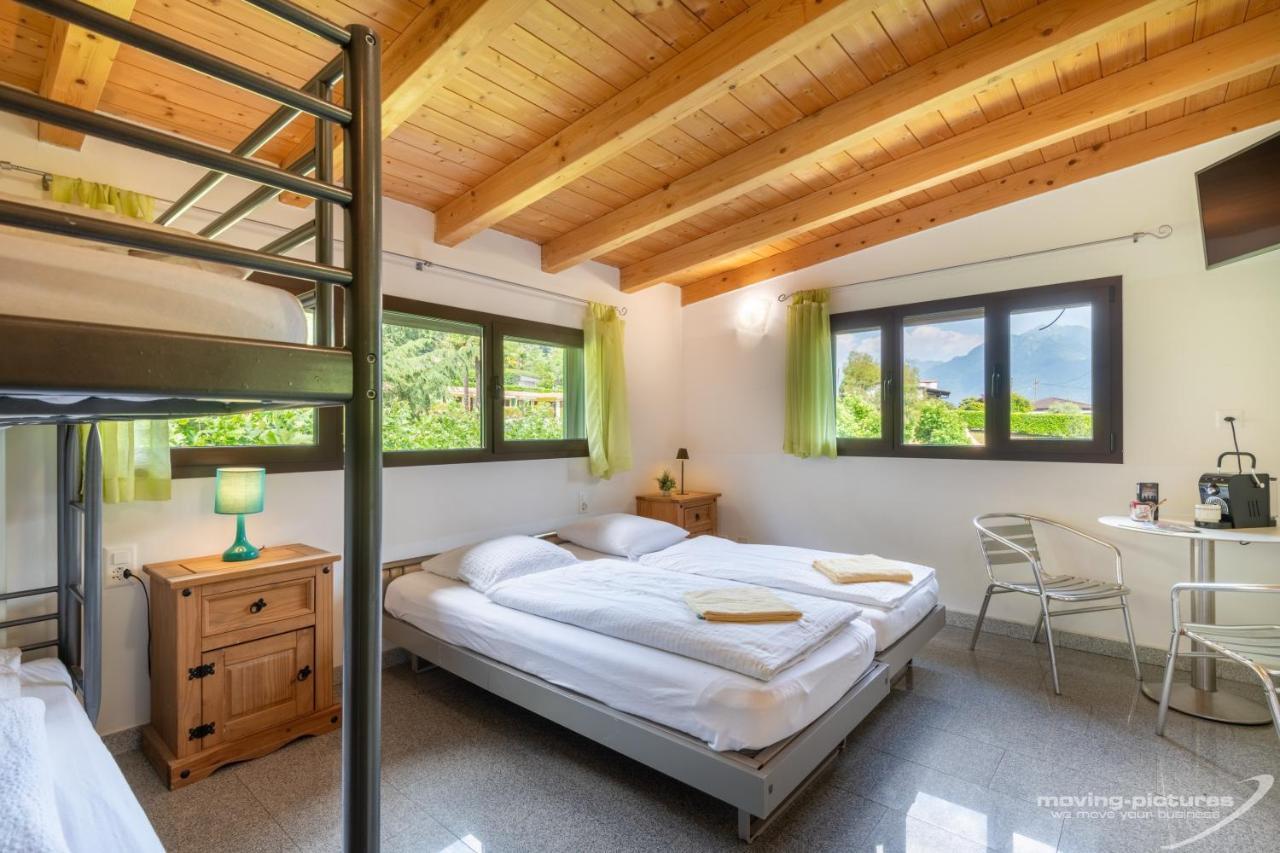 Bamboohouse Motel Riazzino 外观 照片