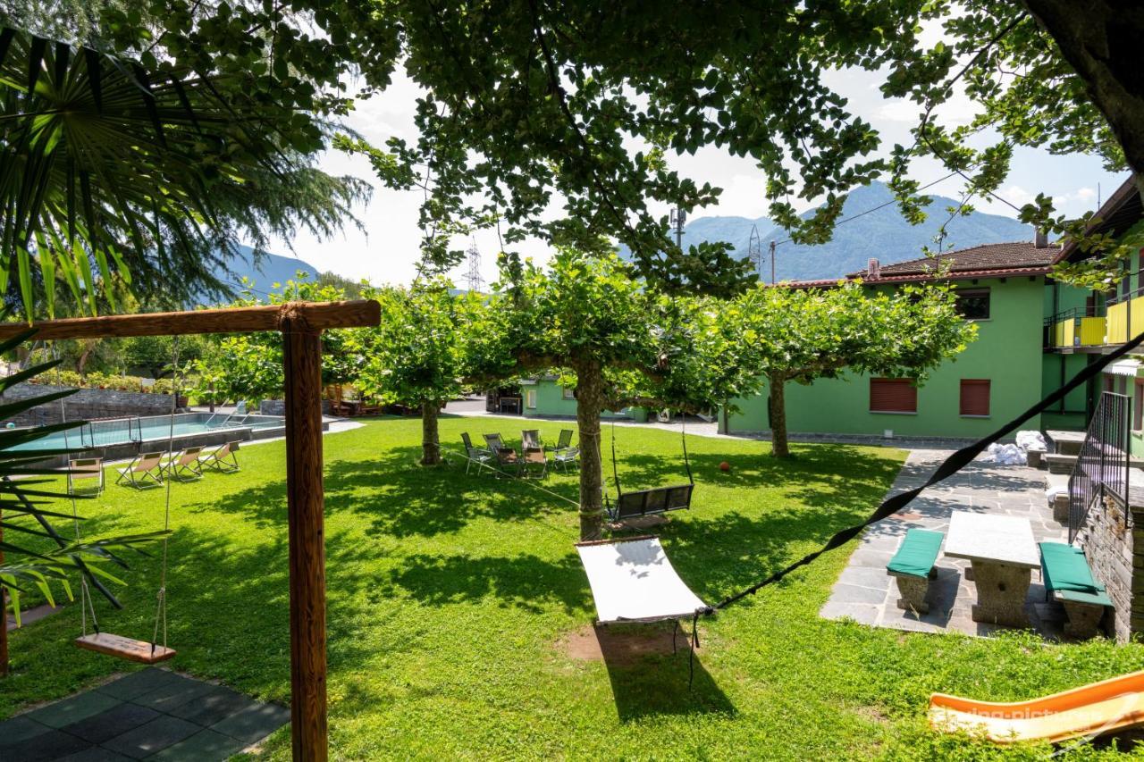 Bamboohouse Motel Riazzino 外观 照片